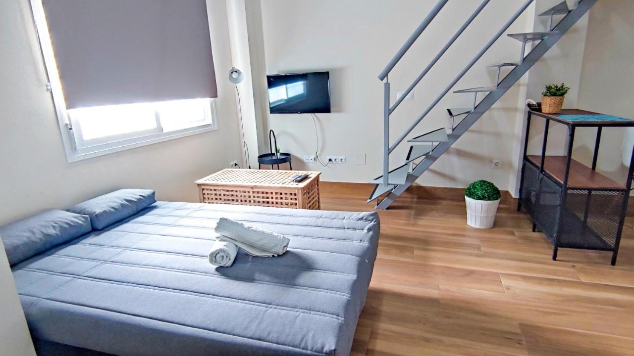 Loft Duplex Varela Beach - Alojamientos La Torre Torre Del Mar Bagian luar foto